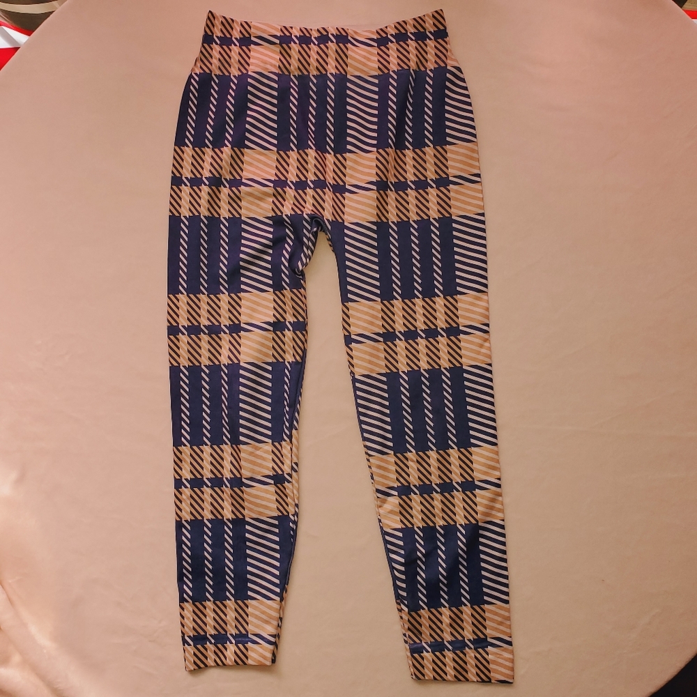 Patterned Leggings - Picture 3 of 3